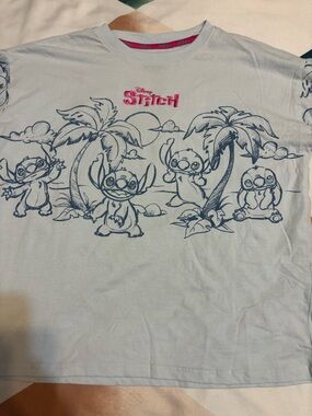 Disney stitch T-Shirt size M